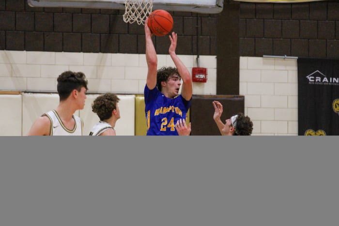 Hampton boys basketball Peter Kramer Brentaro Yamane